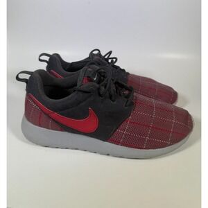 Boys Nike Roshe One red/black/gray‎ plaid Sz. 7 youth
